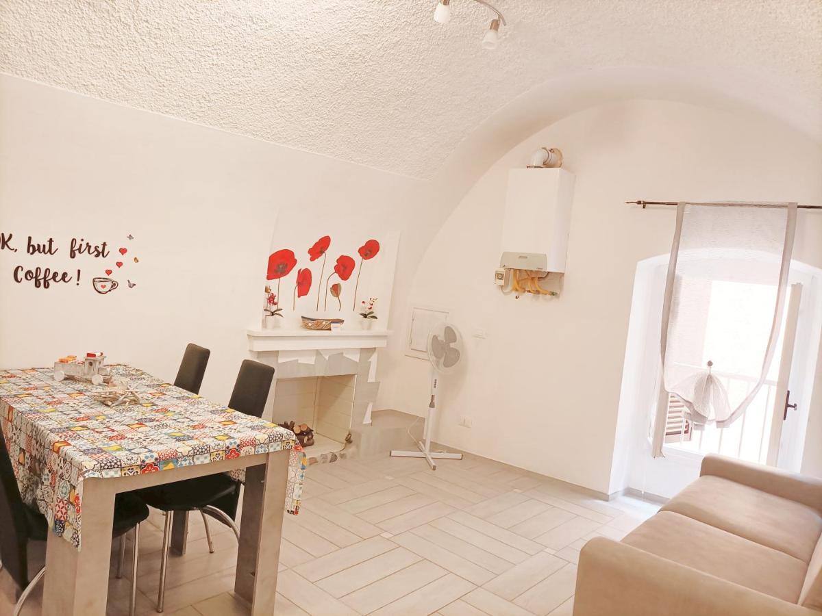 A Casa Di Fede Apartamento Dolceacqua Exterior foto
